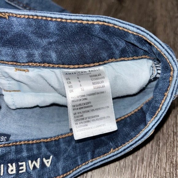 American Eagle Distressed Super Stretch Hi Rise Jegging Womens Sz 4 Blue EUC - Picture 4 of 7